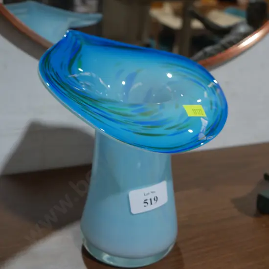 Glass vase