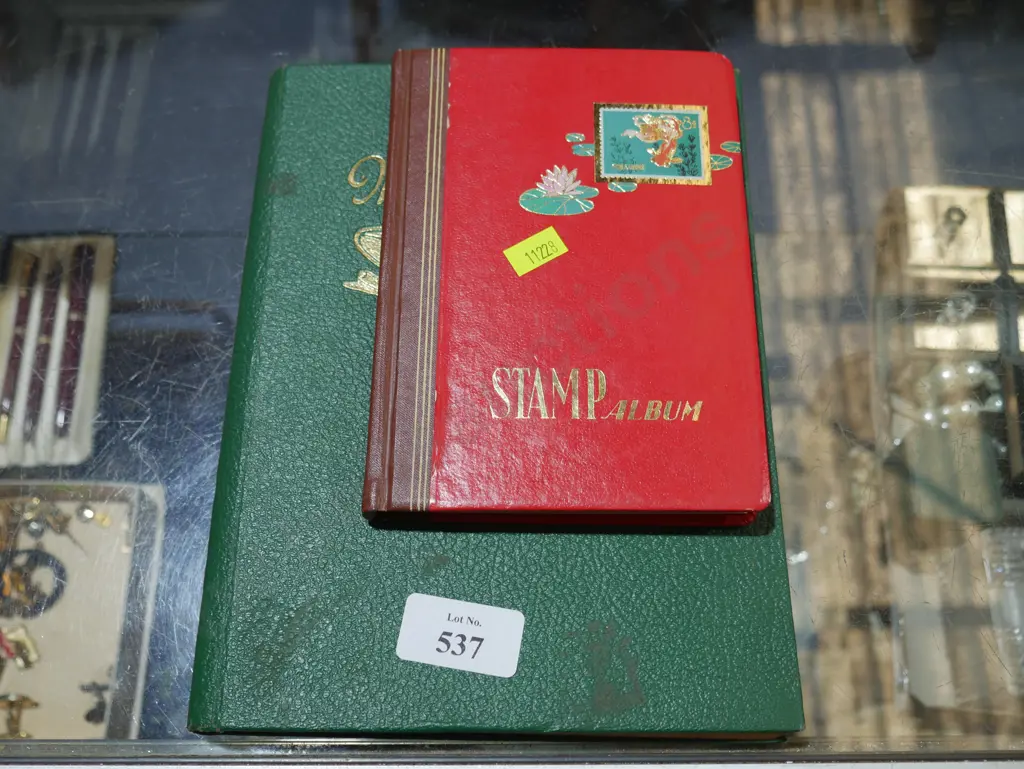 2 Stamp albums Image 1++