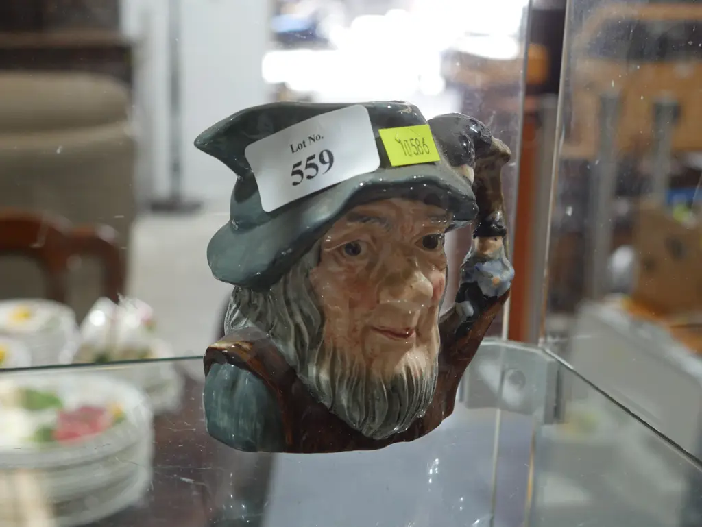 Royal Doulton toby Image 1++