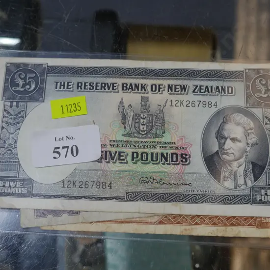 10 shilling,1 and 5 pound notes