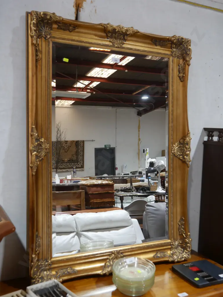 Gilt framed mirror Image 1++