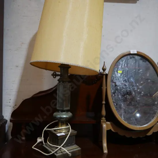 Table lamp