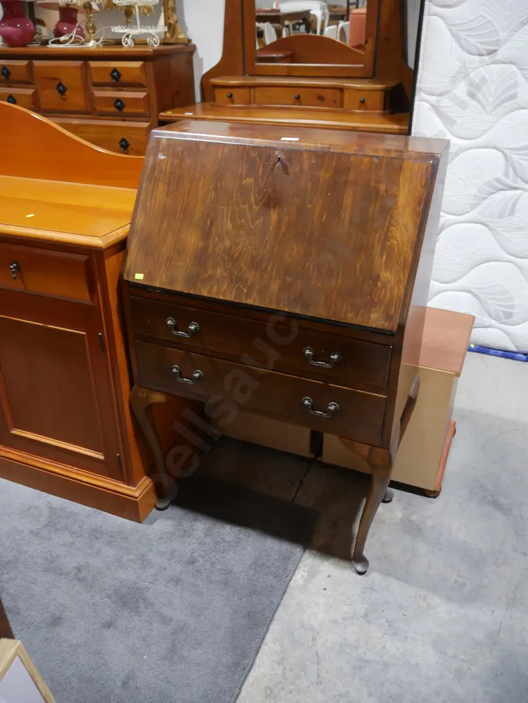 Dropfront desk Image 1++