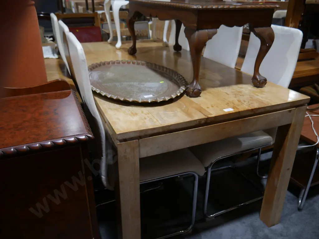 Dining table and 6 chairs Image 1++