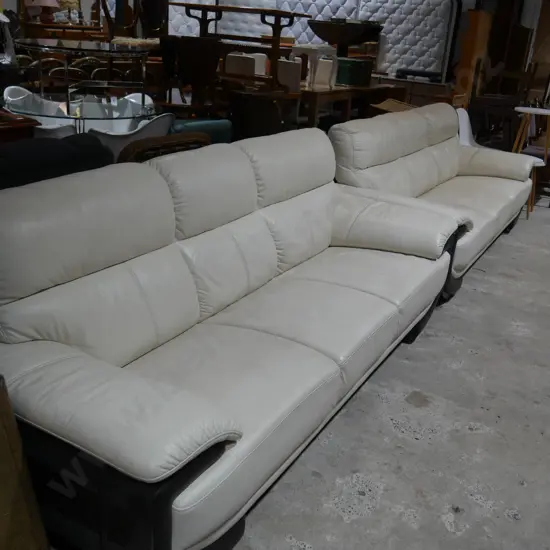 2 piece lounge suite