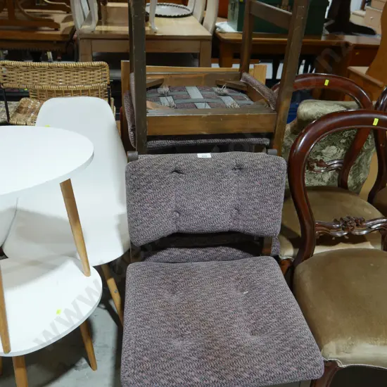 Set of 4 dining chairs