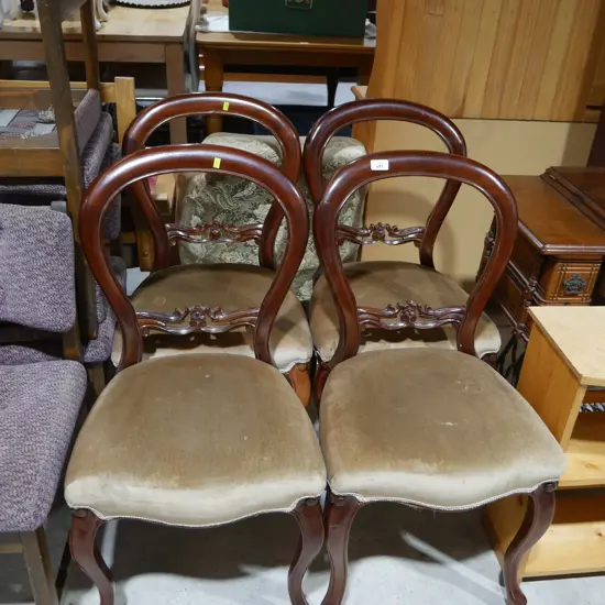 Set of 4 dining chairs