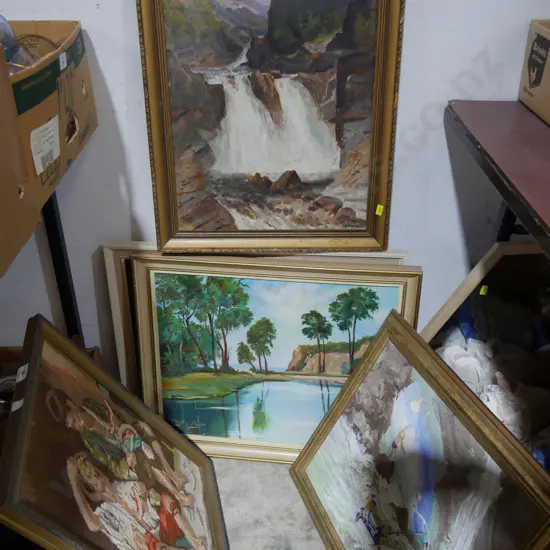 Quantity of artworks