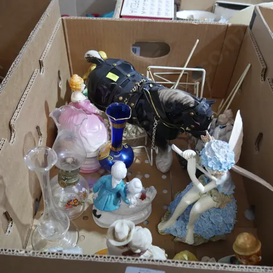 Figurines etc
