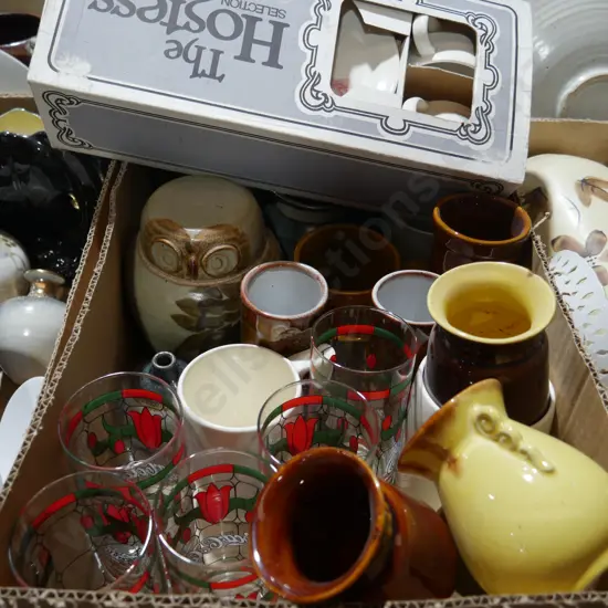 Glasses, Crown Lynn  cups etc