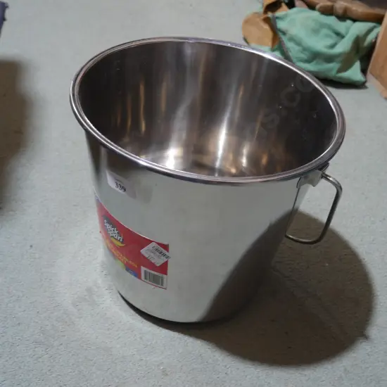 Stainless steel bucket