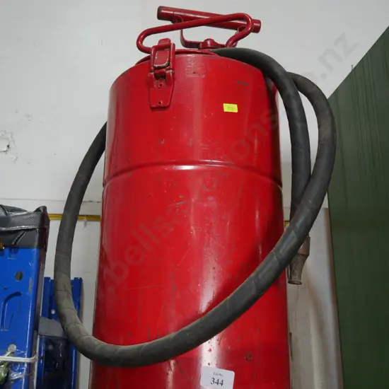Fire extinguisher