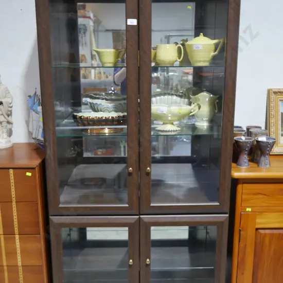 Display cabinet