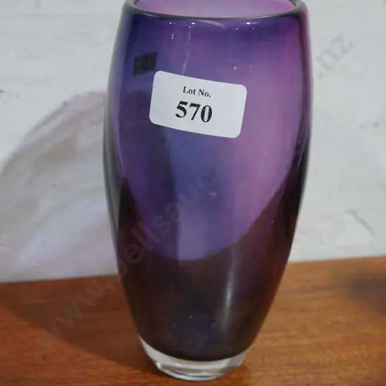 Hoglund glass vase