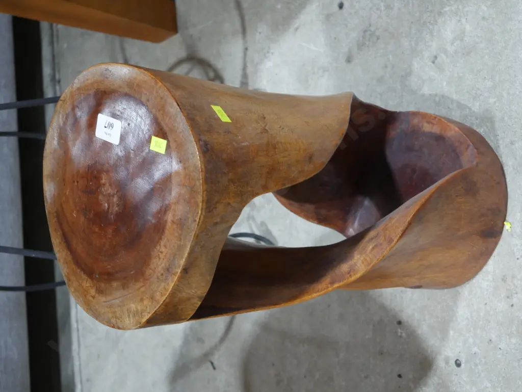 Wooden stand Image 1++