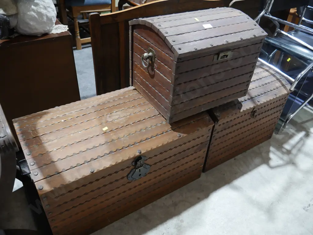 3 wooden Chests Image 1++