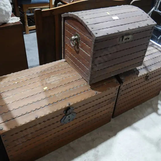 3 wooden Chests
