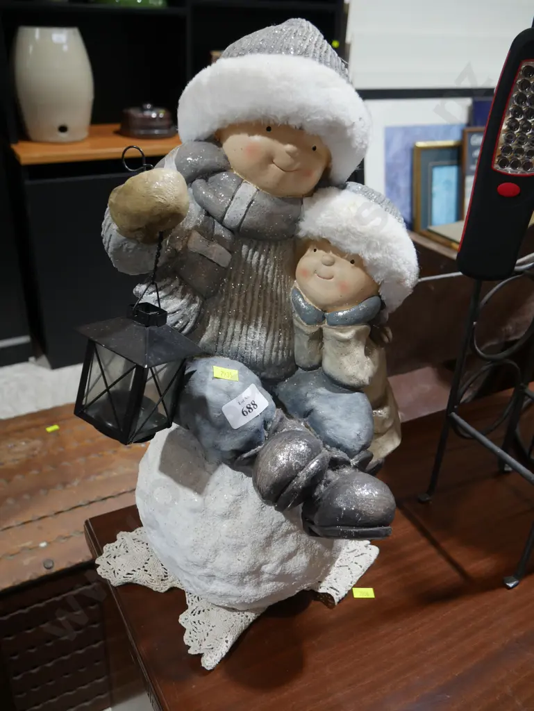 Christmas statue Image 1++