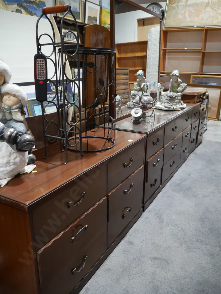 4 piece bedroom suite Image 1++