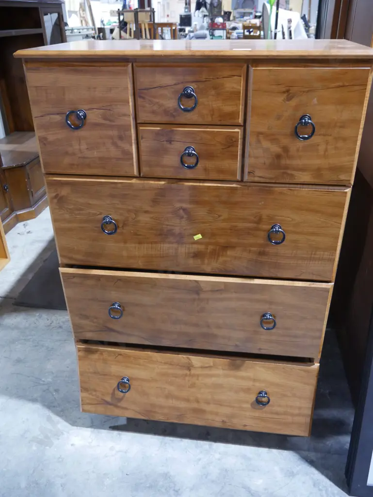 Chest of drawers Image 1++
