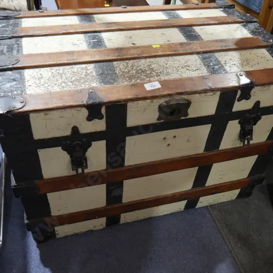 Wooden trunk
