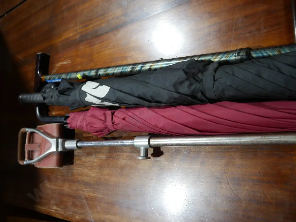 Umbrellas shooting stool Image 1++