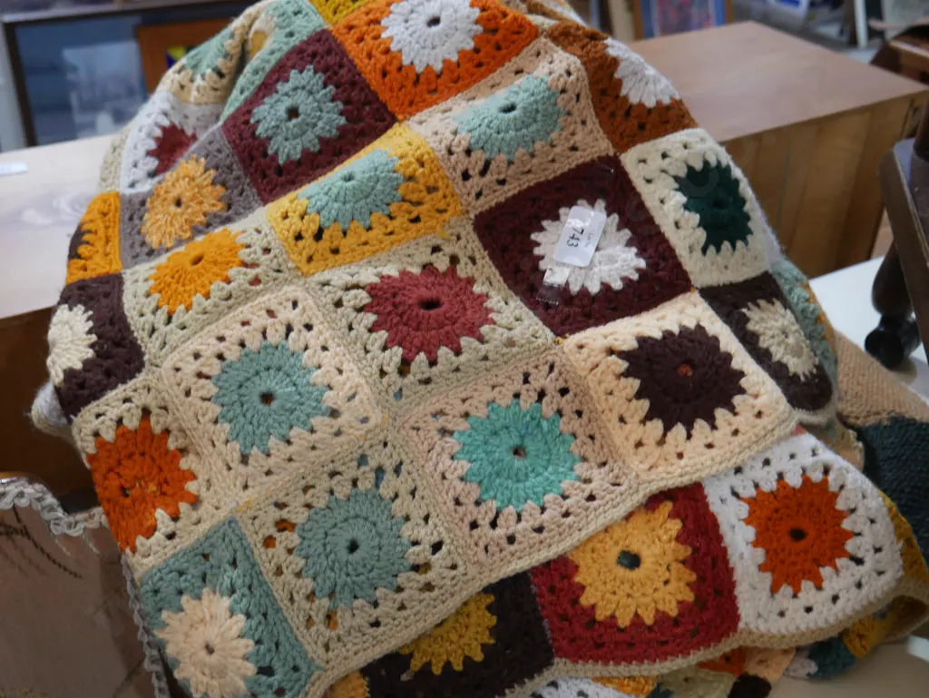 2 blankets Image 1++