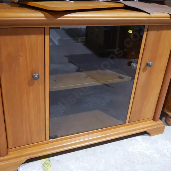 Tv cabinet