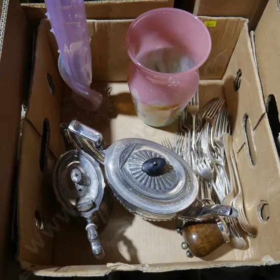 Glassware, cutlery etc