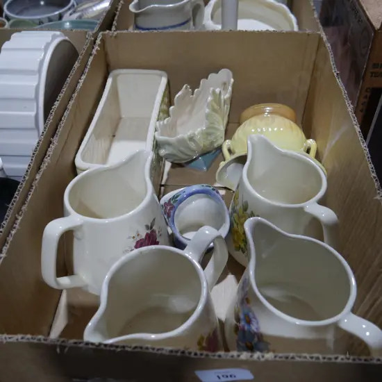 Crown Lynn, Titian pottery