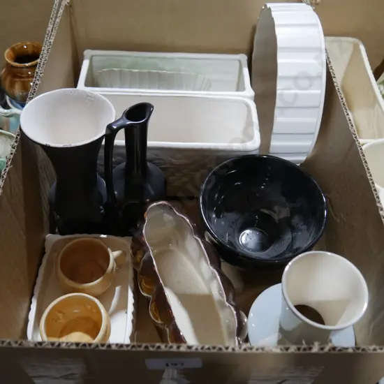 Crown Lynn, Titian pottery