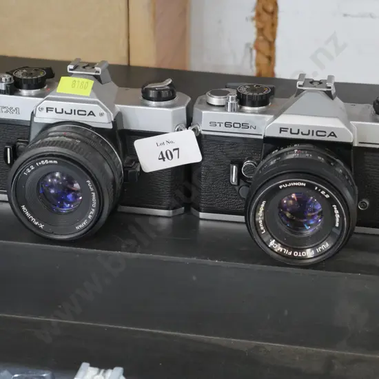 2 cameras