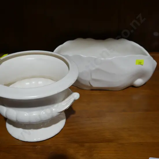 2 x Crown Lynn vases