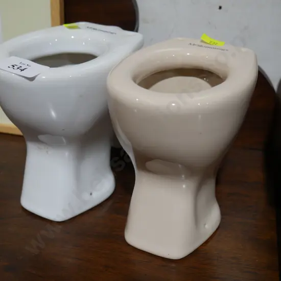 2 x Mcskimmings travellers sample toilets