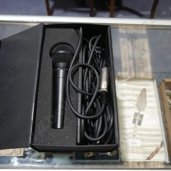 Boxed microphone