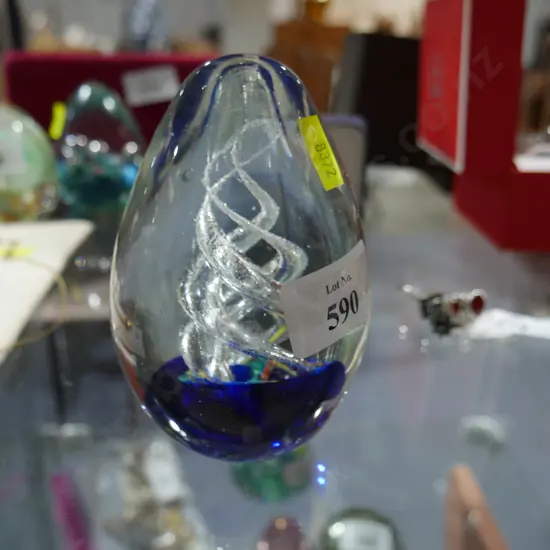 Glass paperweight