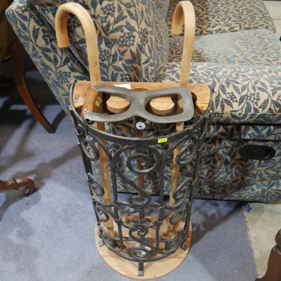 Umbrella stand