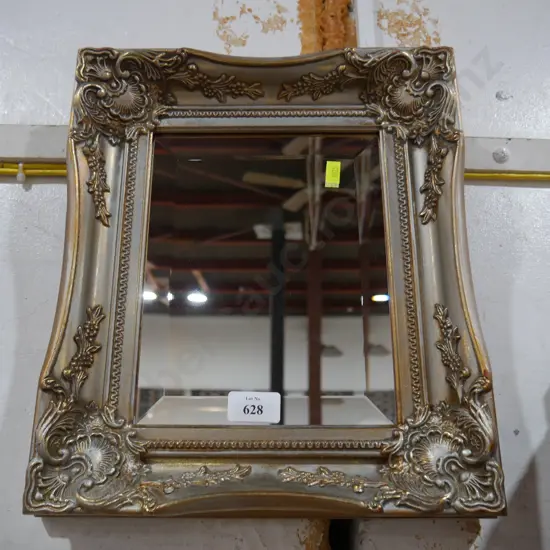 Gilt frame mirror