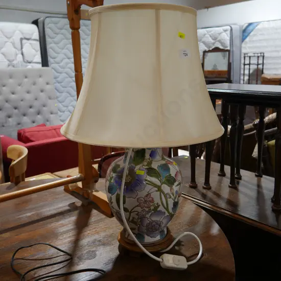 Table lamp