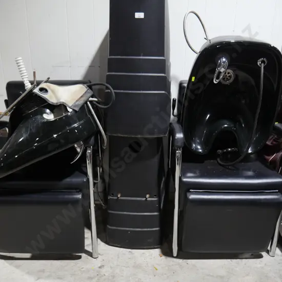 Hairdressing wash lounges and basins