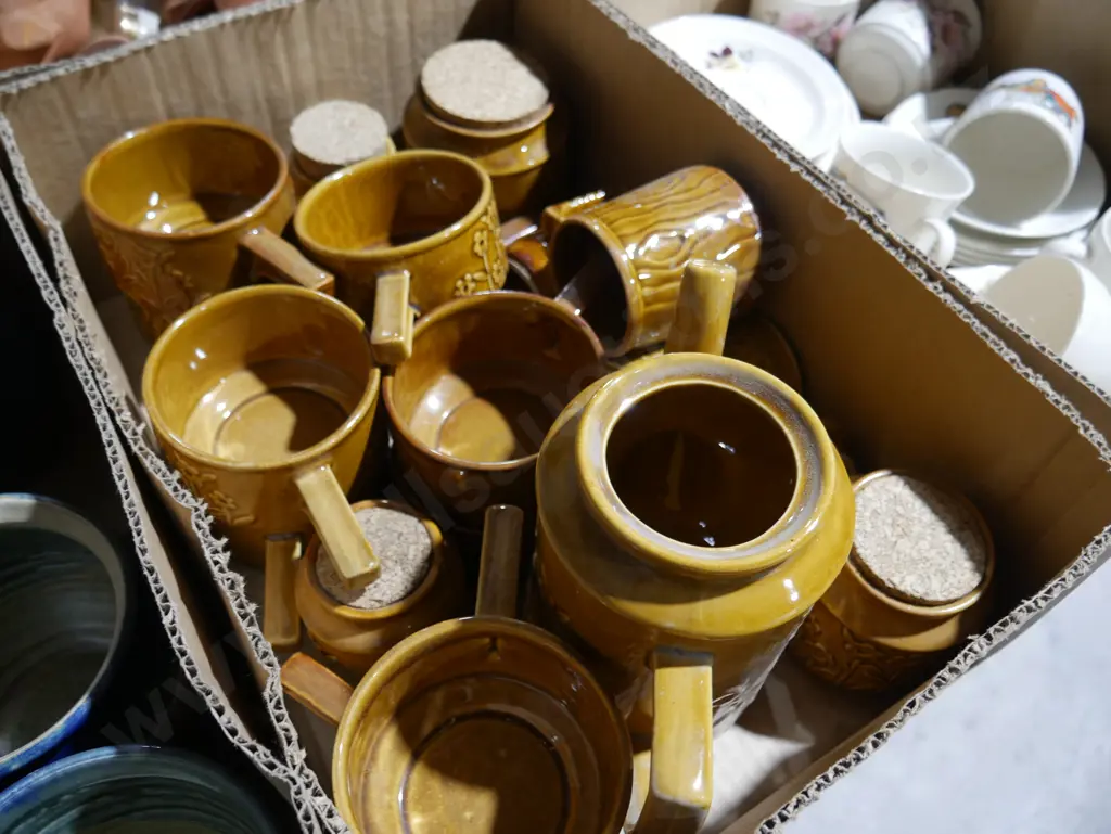 Crown Lynn China Image 1++