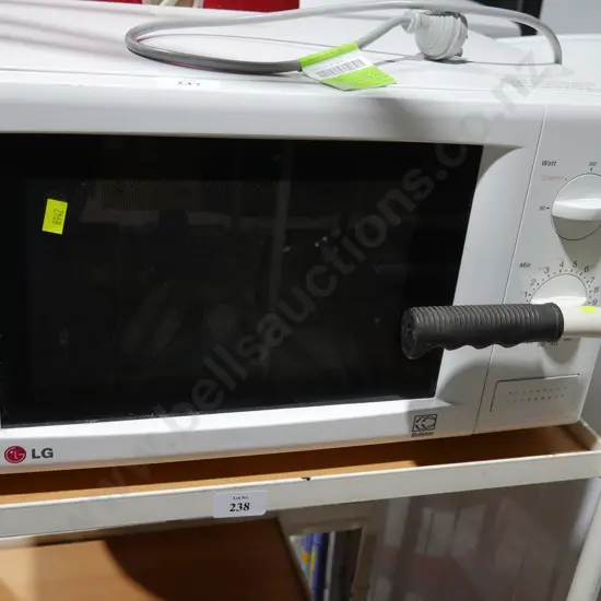 LG microwave