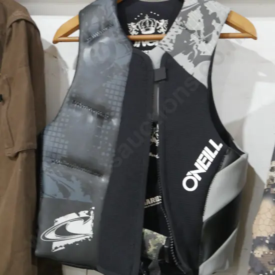 O'Neil life vest
