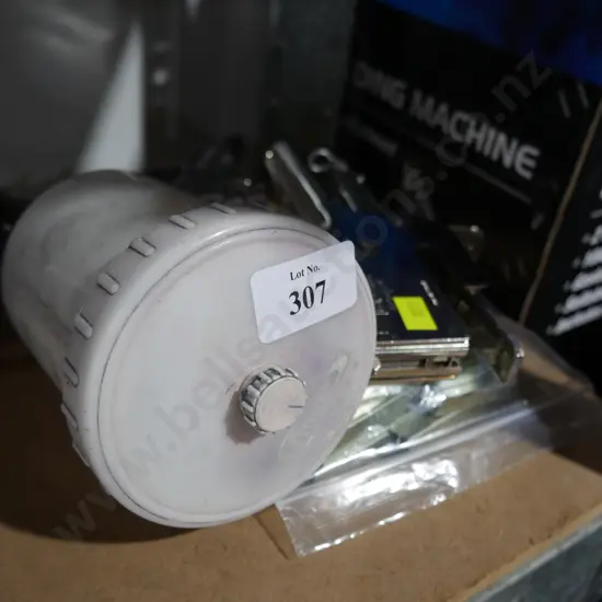 Spray gun and stapler