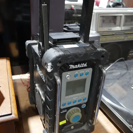 Makita radio