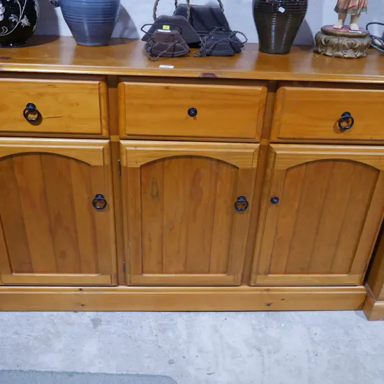 Sideboard