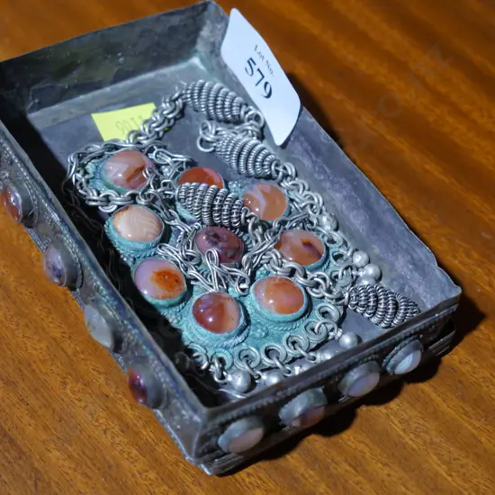 Chunky jewellery necklace in box