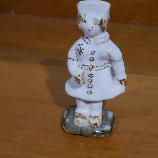 Figurine