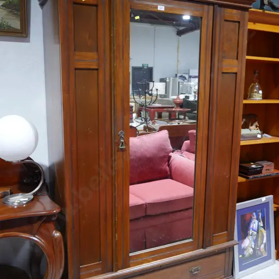 Mirror door wardrobe