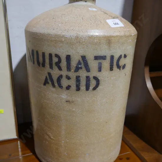 Music Acid Stone jar